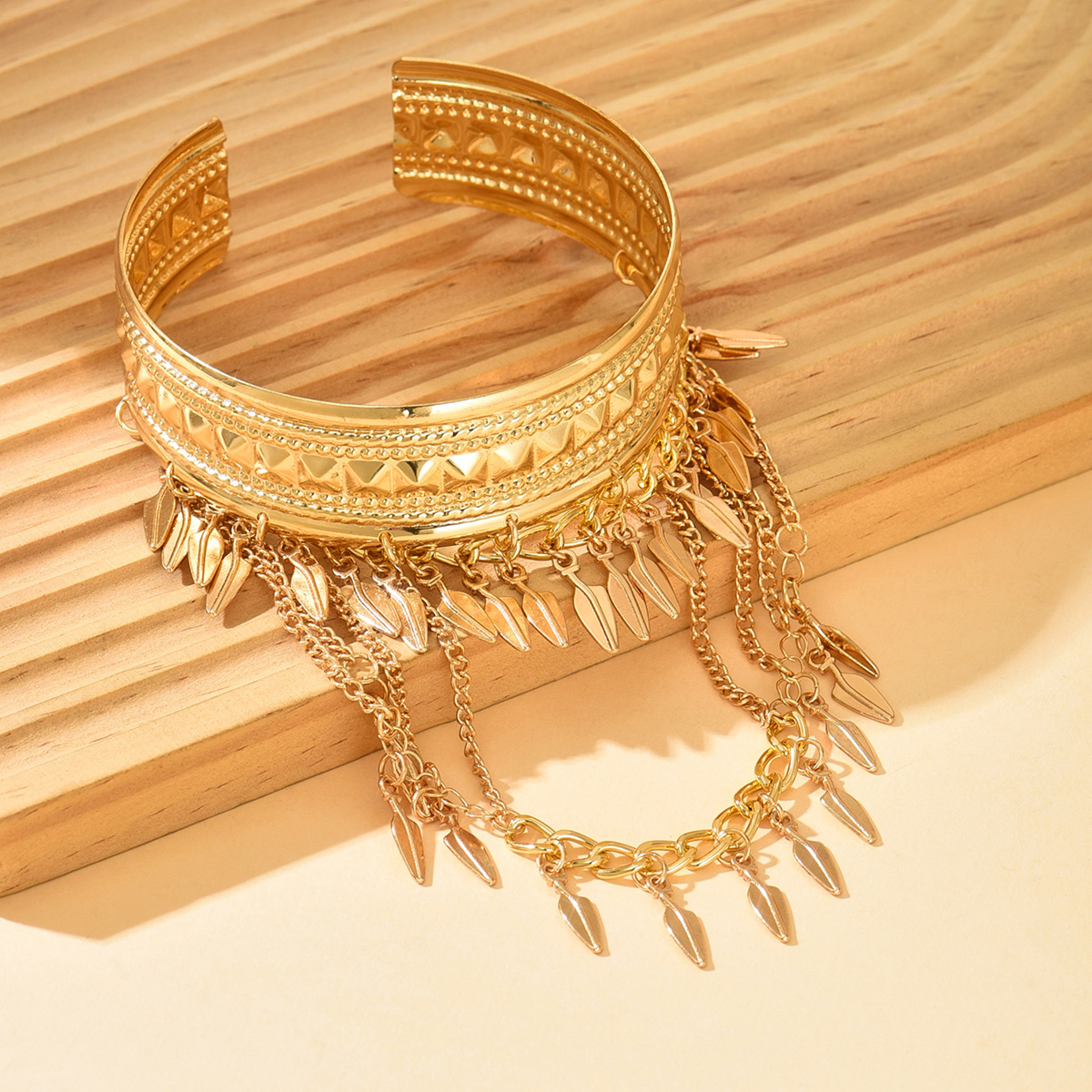New Trendy Golden Metal Coin L - Men Accessories Chain And Bracelet 评论和价格