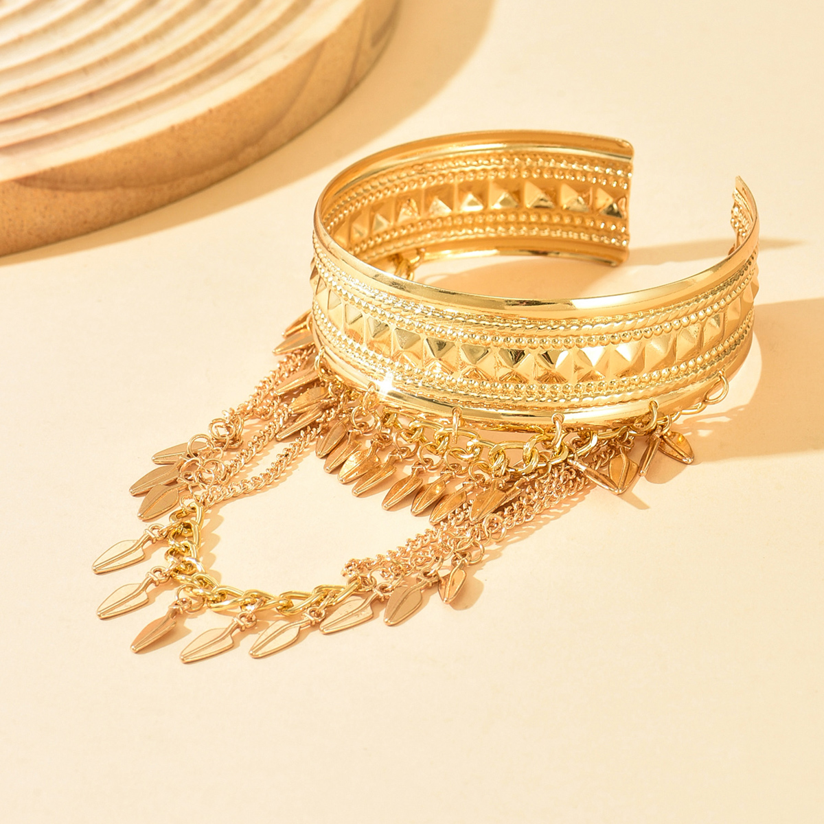New Trendy Golden Metal Coin L - Men Accessories Chain And Bracelet 评论和价格